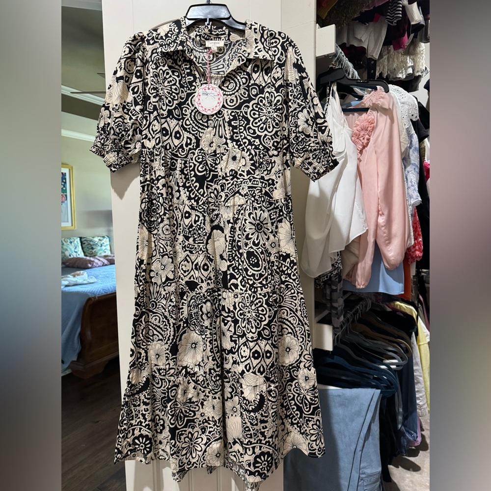 UMGEE- Size Small ๐ฏ Cotton dress. NWT Darling dress is a year around staple! - Picture 2 of 9